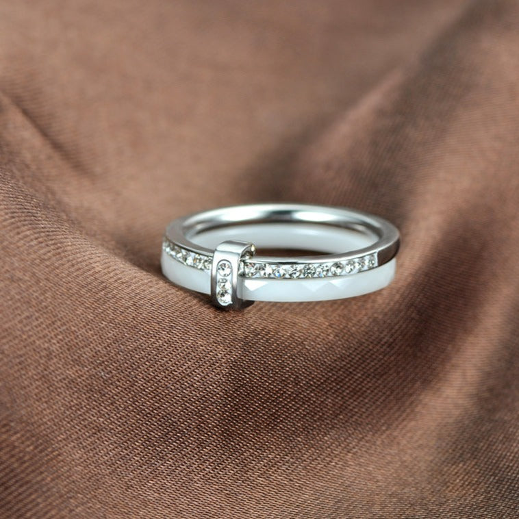 Cerelia – Bague de luxo com design minimalista