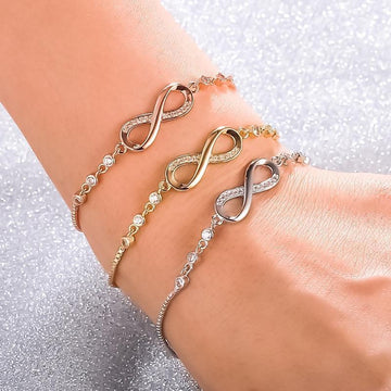 Megan – Bracelete ajustável infinito em prata