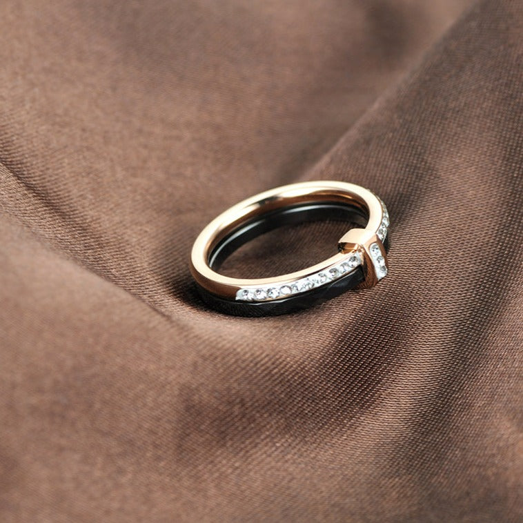 Cerelia – Bague de luxo com design minimalista