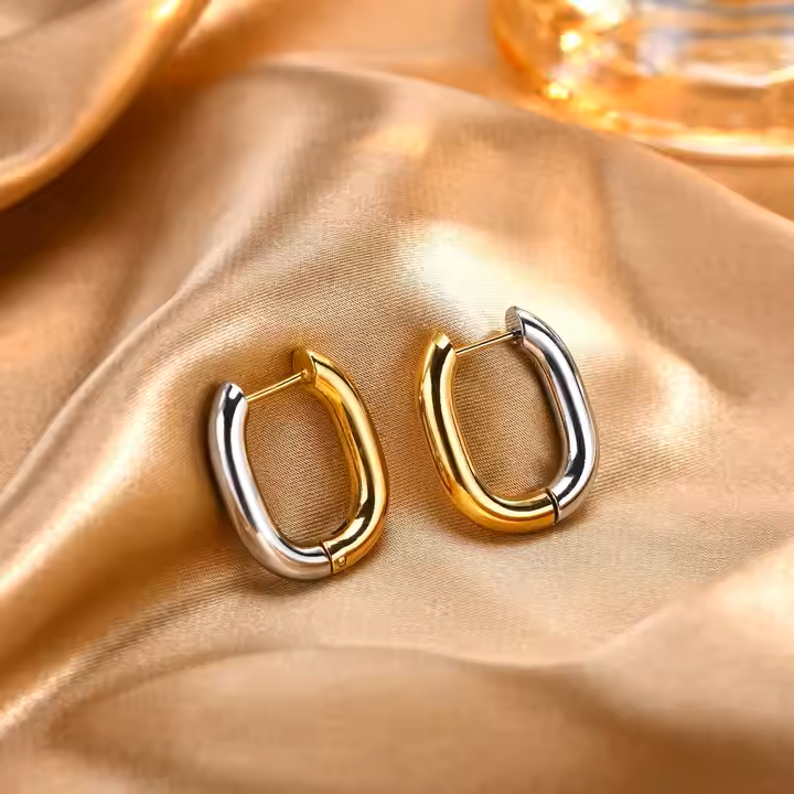 Thea – Brincos minimalistas