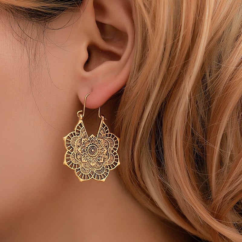 Sanya – Brincos Mandala de Lótus