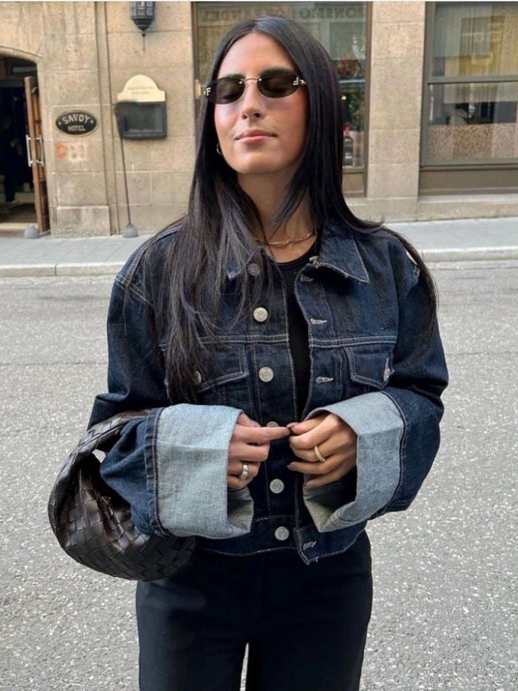 Clara – Conjunto Jeans com Jaqueta Trucker & Jeans Cintura Alta