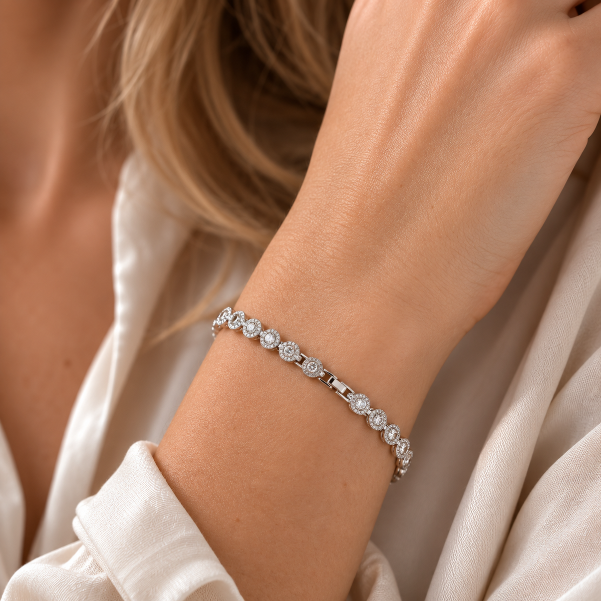 Victoria – Colar e bracelete com botão redondo brilhante