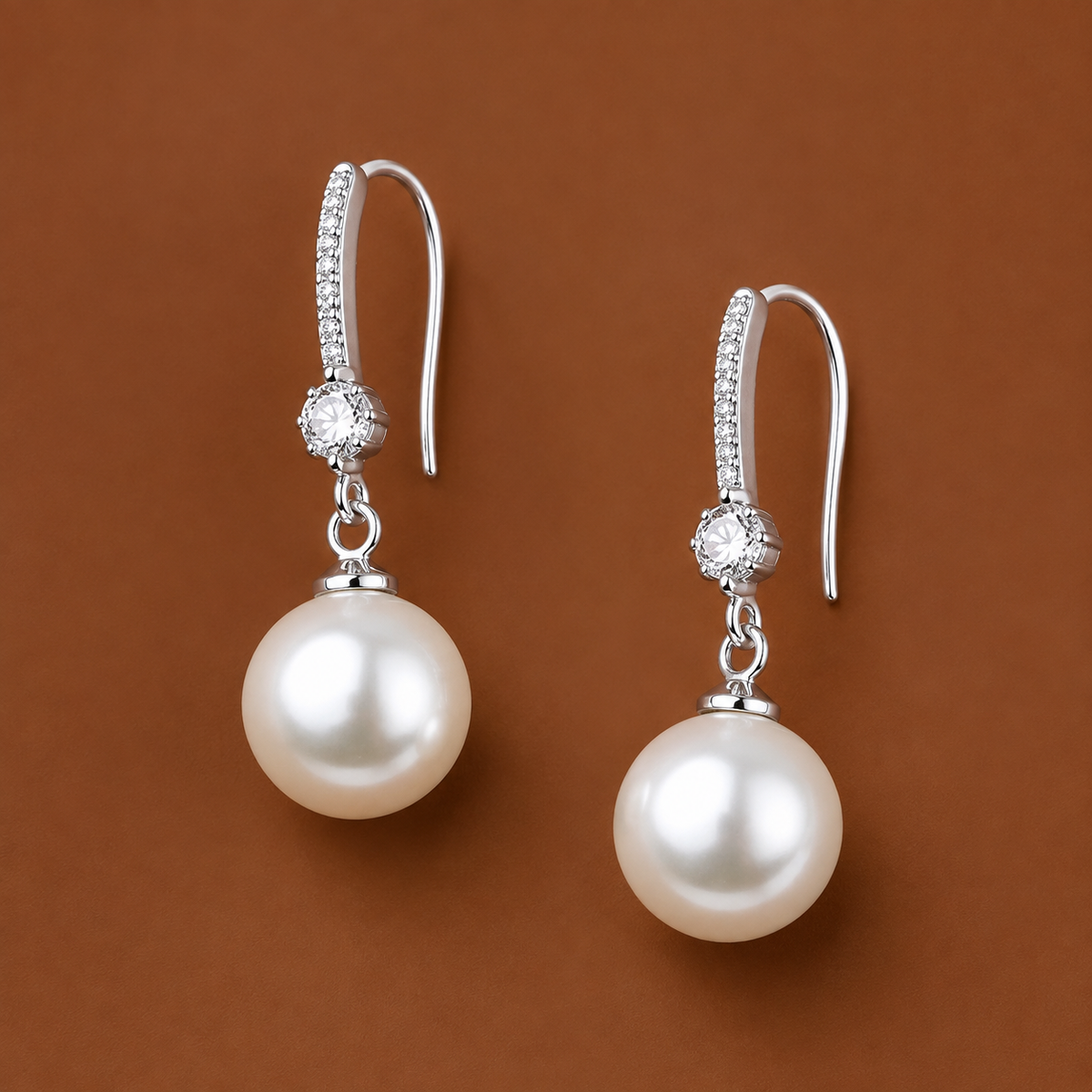 Aileen – Brincos em pérolas douradas em forma de gota
