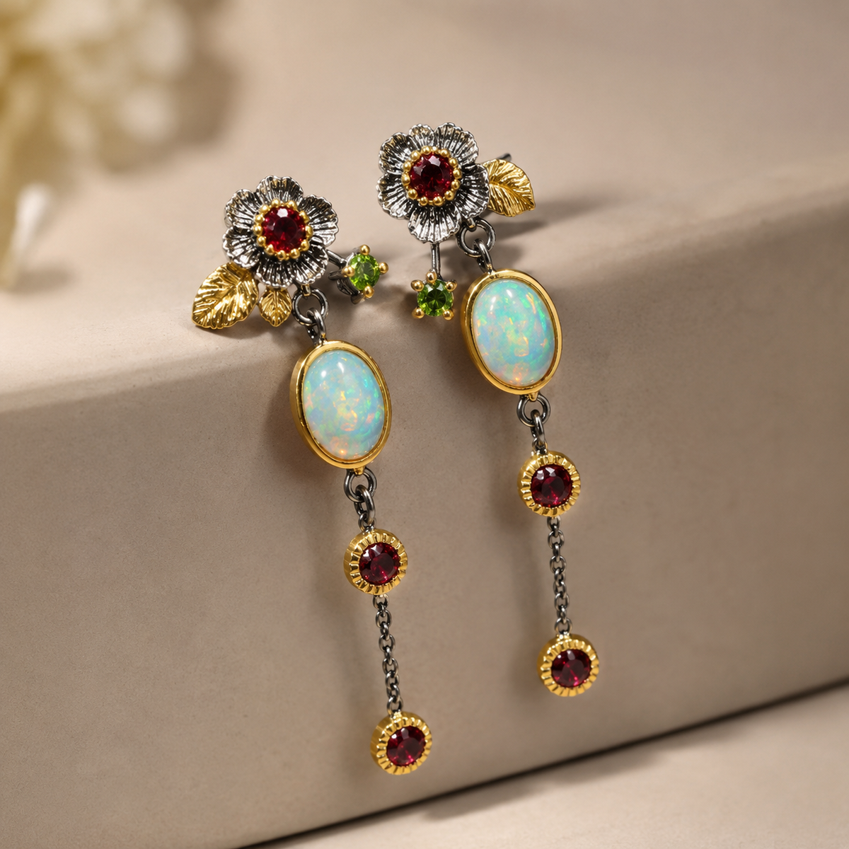 Zyra – Brincos boho vermelhos e brancos