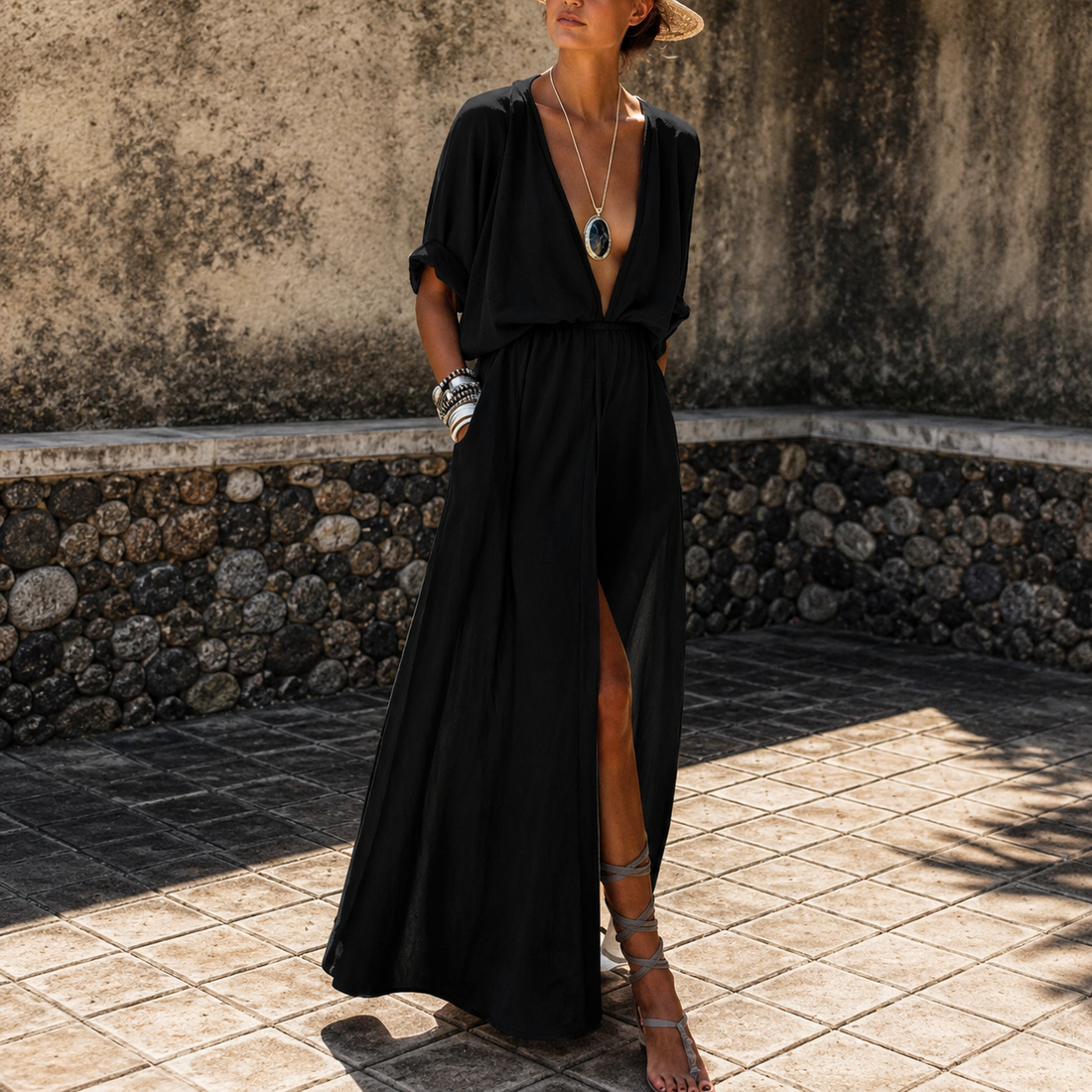 Nicole - Vestido longo elegante com uma fenda lateral marcante