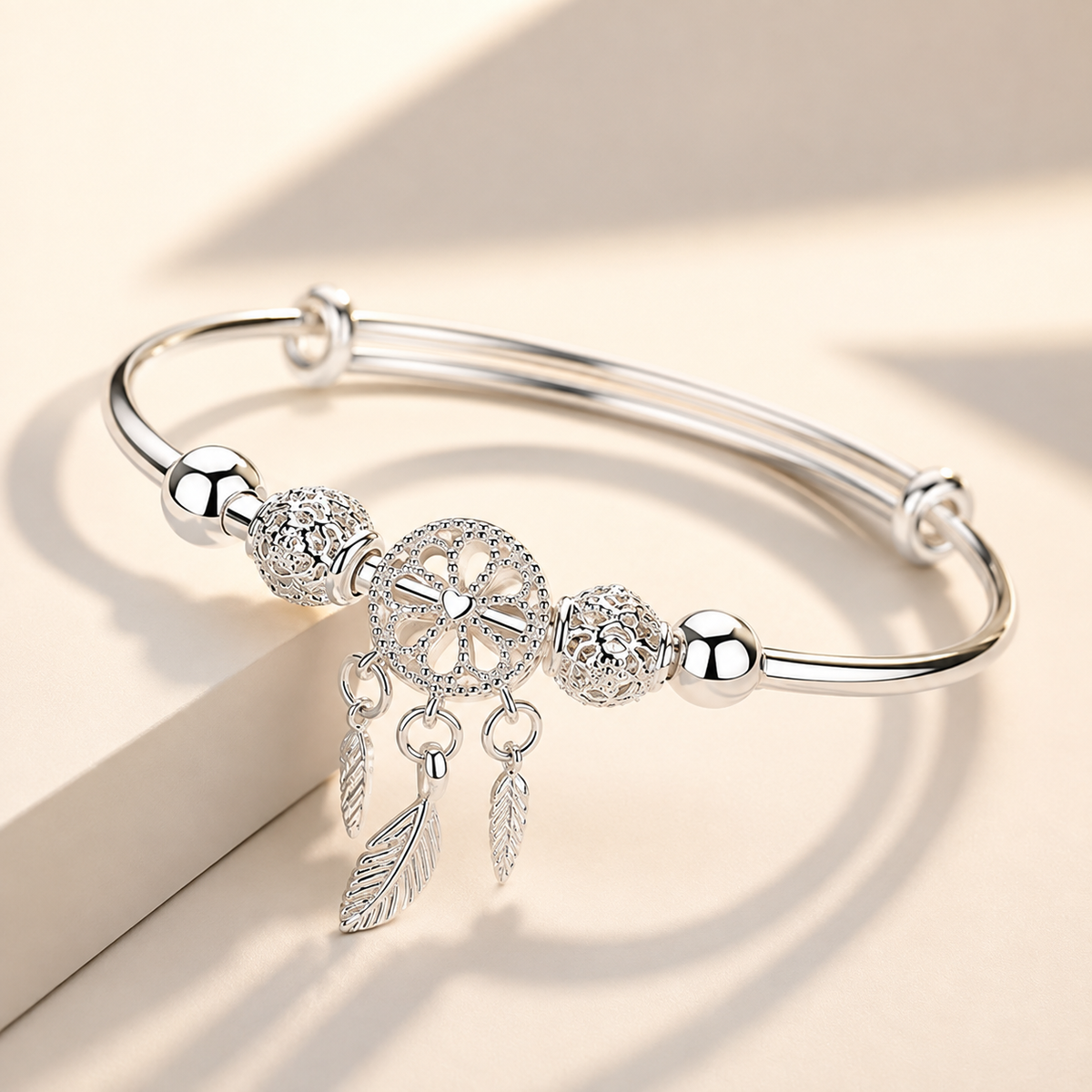 Aiyana – Bracelete atrapa-sonhos ajustável