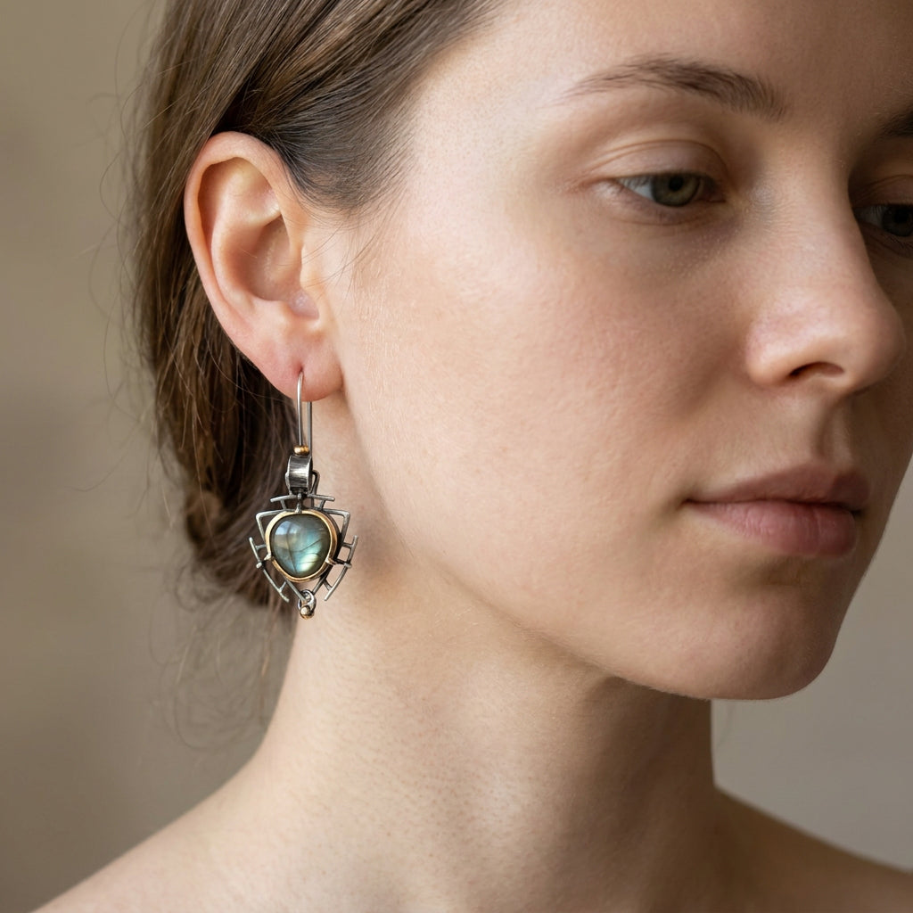 Lydie – Brincos em labradorite prata e ouro