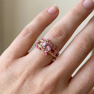 Elina – Bague encantada rosa com flores