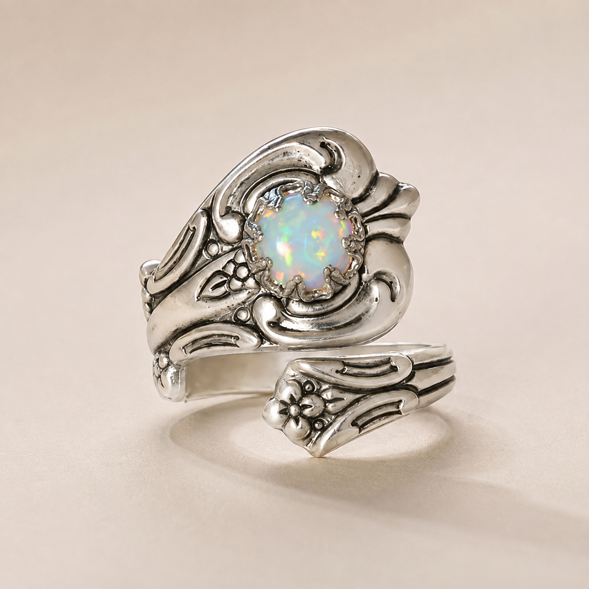 Maelle – Bague ajustável com opala branca