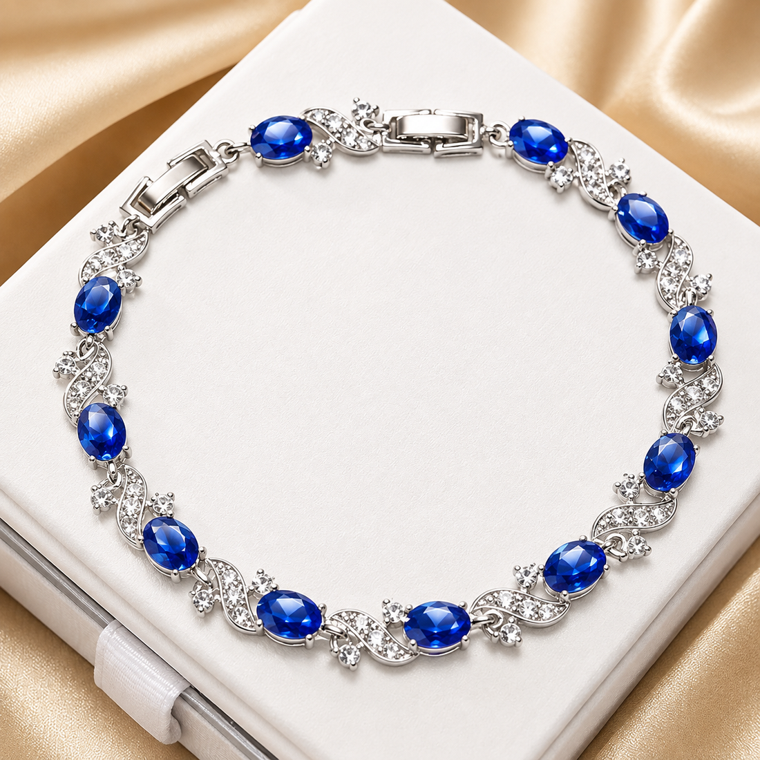 Carol – Bracelete dourado elegante