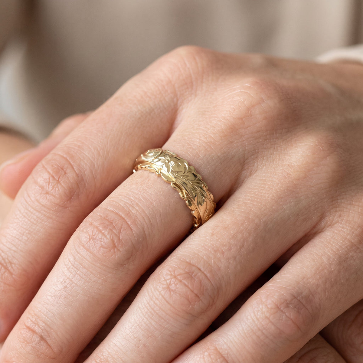 Floria – Bague de flor vintage dourada