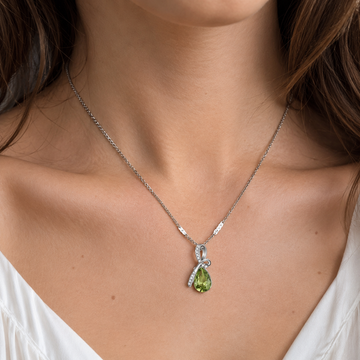 Pilar – Colar brilhante elegante