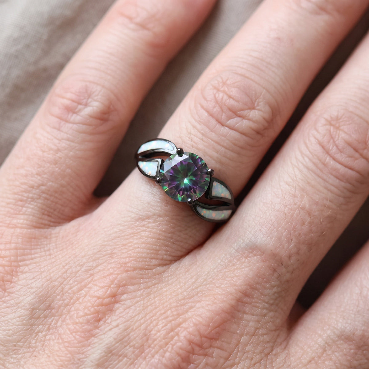 Mirella – Bague arco-íris em opala e topázio