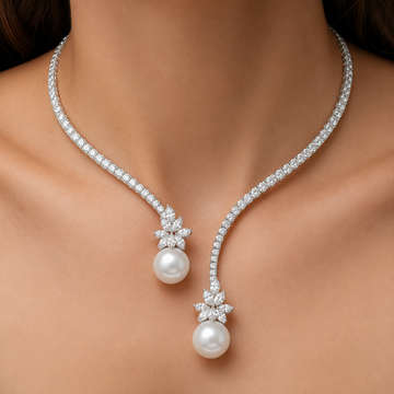 Lyra – Colar Brilhante com Detalhes Delicados