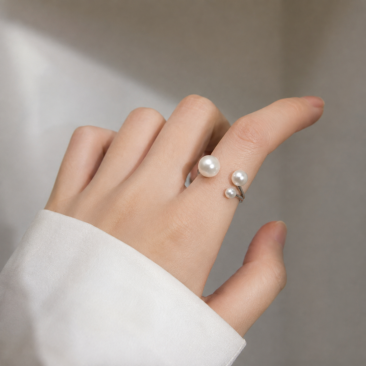 Amandine – Bague ajustável com três pérolas de água doce