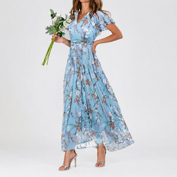 Lea - Um vestido midi com estampa floral para qualquer ocasião