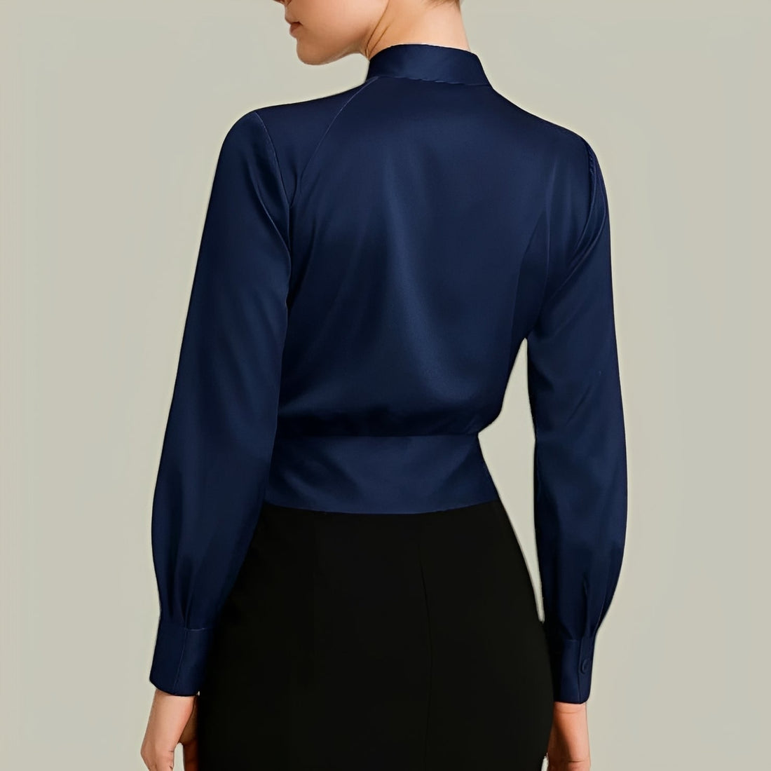 Livia - Blusa Elegante de Manga Longa com Transpasse