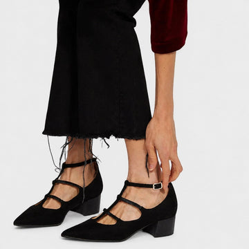 Moore - Saltos Elegantes com Fivela