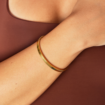 Lily – Bracelete dourado