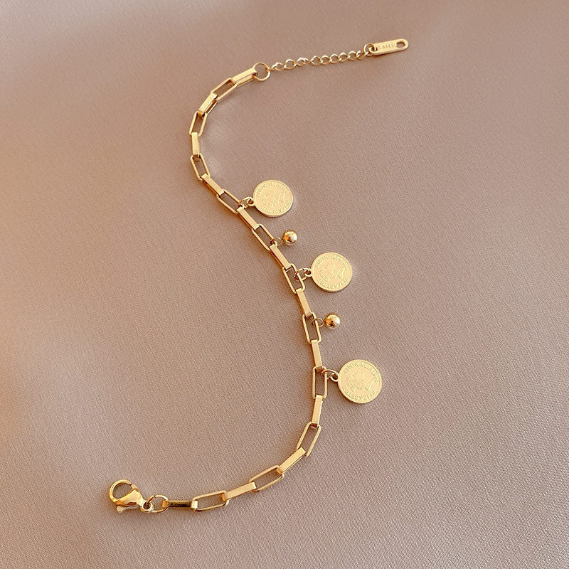 Maja – Bracelete Ajustável com Peças em Ouro