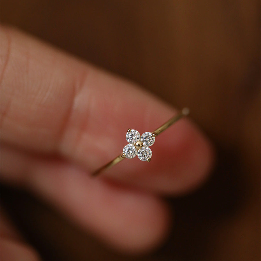 Mia – Bague em forma de trevo