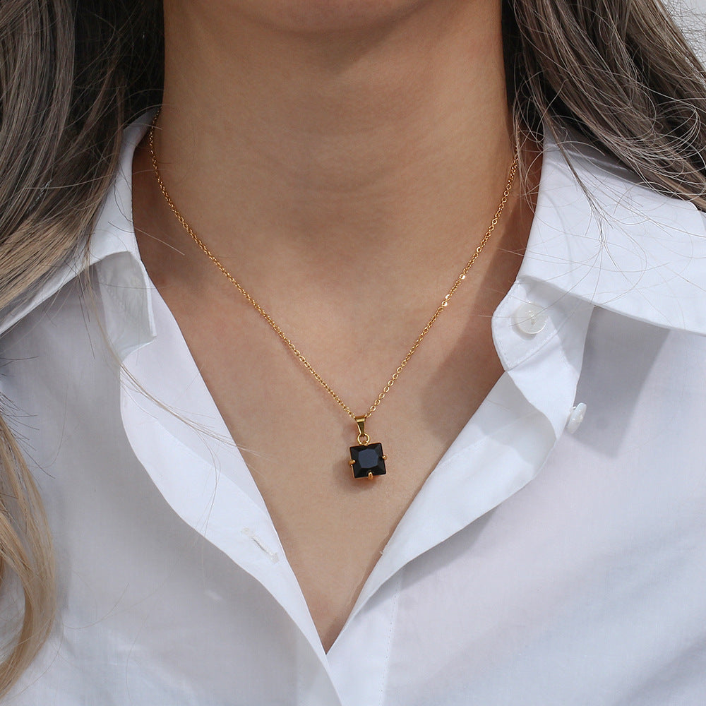 Jada – Colar chic com estilo delicado