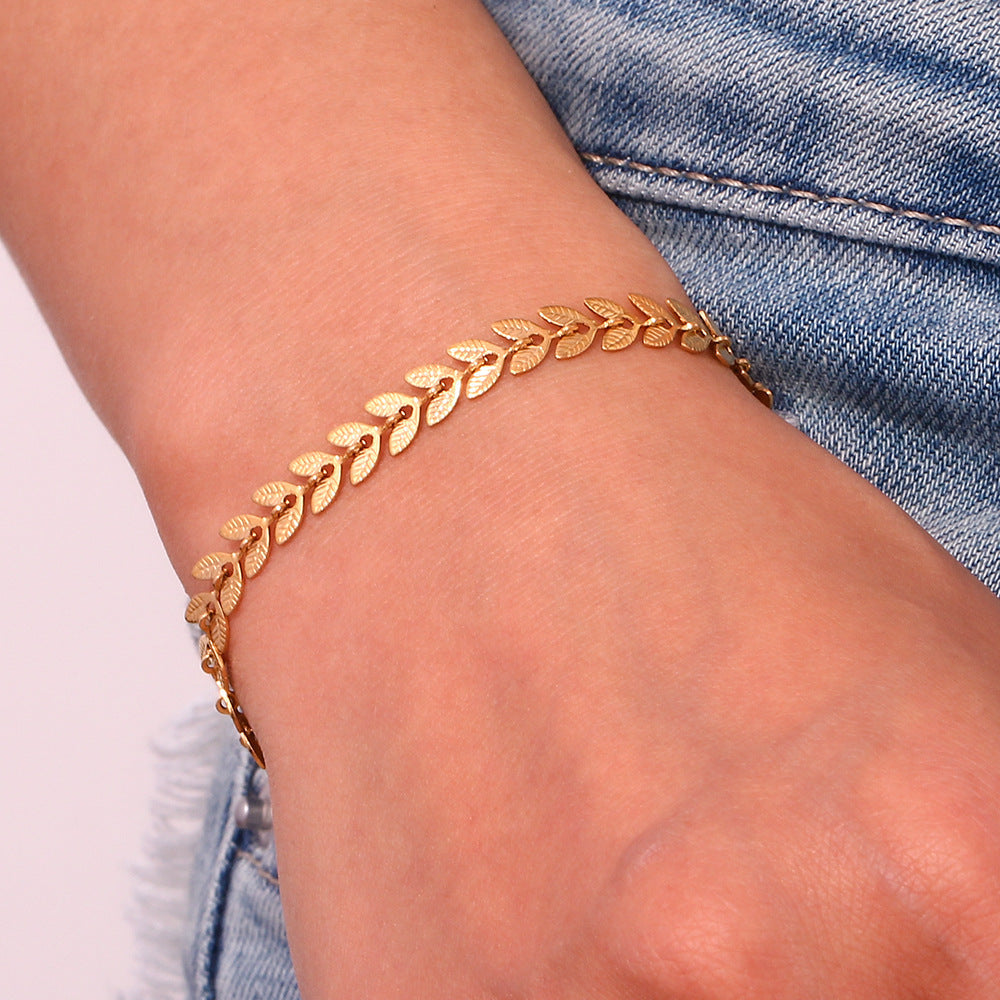 Delaida - Bracelete em ouro em forma de folha