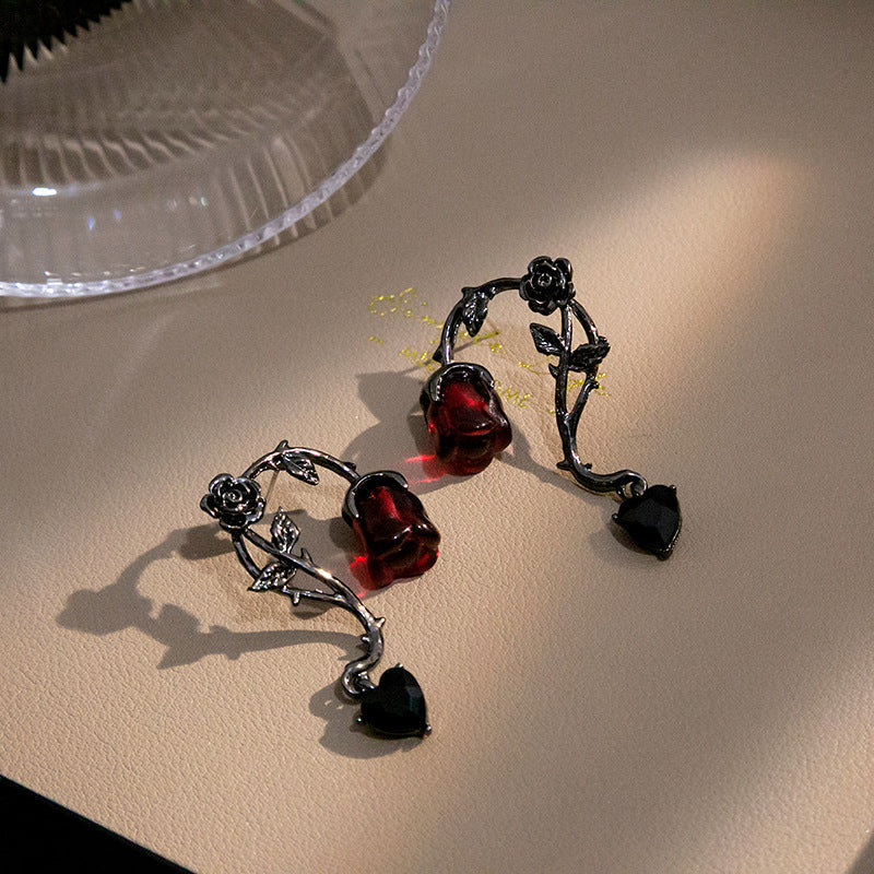 Rosalya – Brincos Rosa Vermelho e Amora Escura