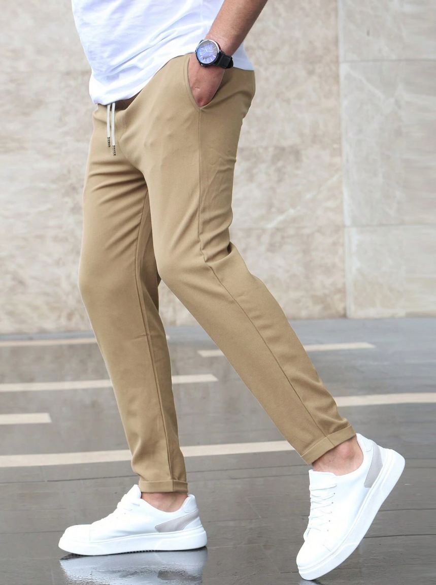 Nico – Elegante e confortável calça stretch para homens