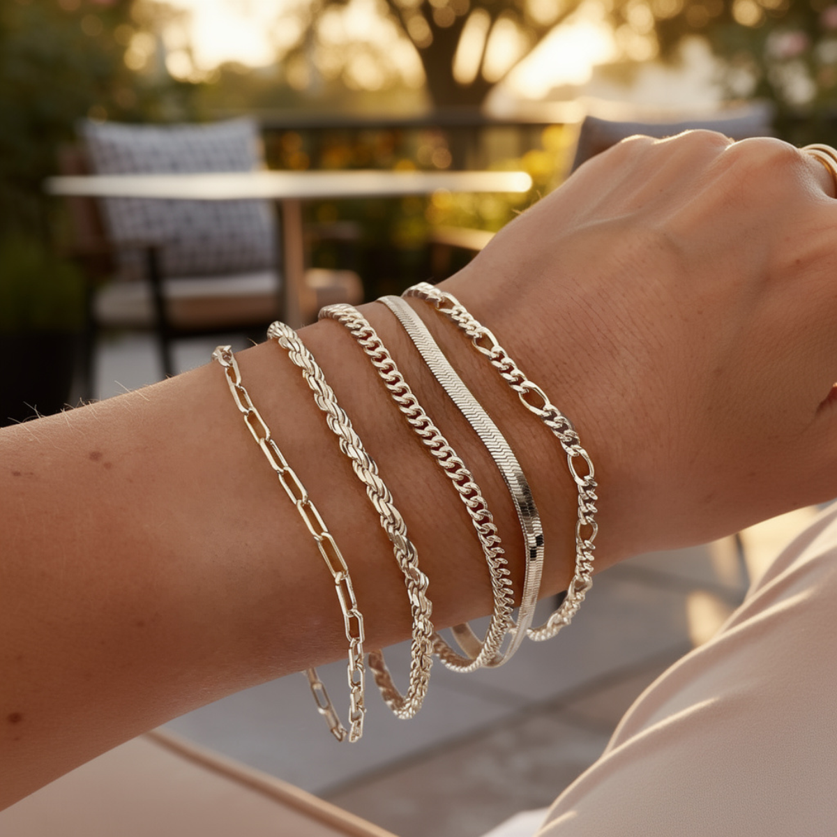 Elara – Conjunto de braceletes de estilo minimalista para mulheres