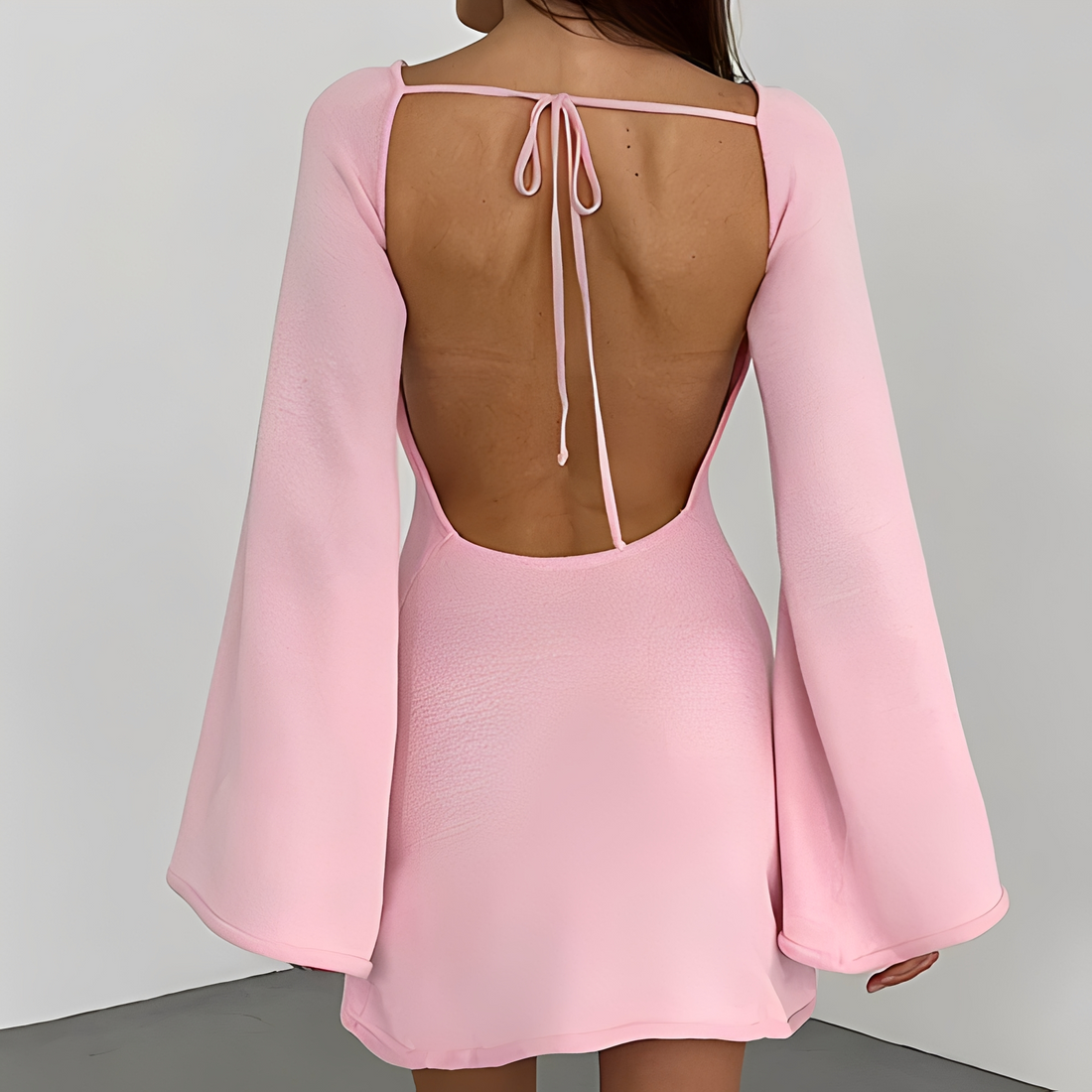 Aryana - Vestido de verão elegante com mangas longas para mulher
