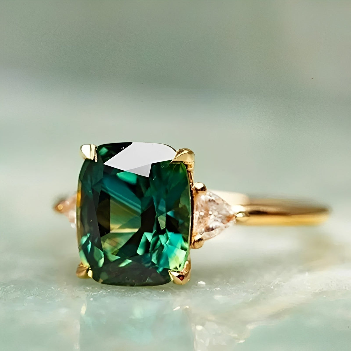 Aveline – Bague en émeraude quadrada e elegante verde