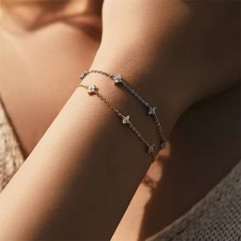 Soline – Bracelete corrente com detalhes brilhantes
