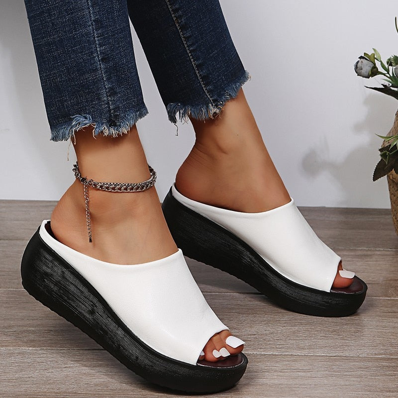 Gaile – Elegantes Slides para Todas as Estações para Mulheres
