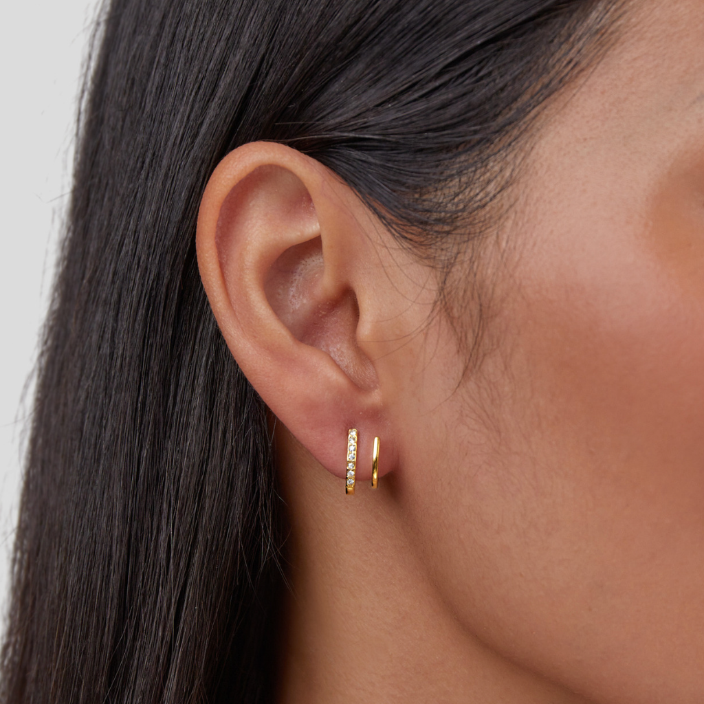 Zendaya – Brincos em forma de garra