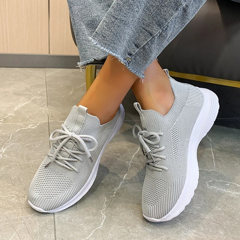 Brinley - Sapatos Arejados com Cadarço