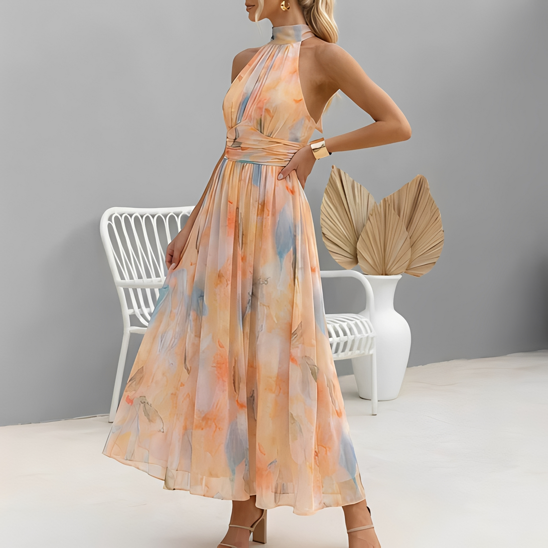 Kasandrah - Um vestido elegante e chique para mulher