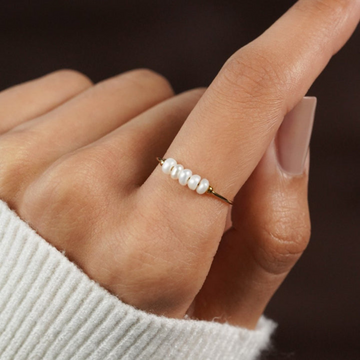 Anel em pérolas de água doce mini