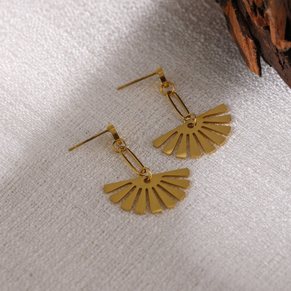 Brincos em gota floral - Brincos em forma de leque