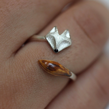 Bague ajustável em madeira - Bague em rosto de raposa prateada