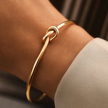 Inaya – Bracelete Vintage com Nó Ajustável