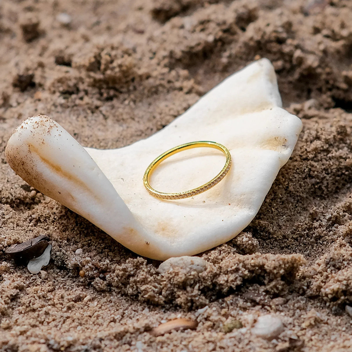 Zarra – Bague pavé ao estilo radiante