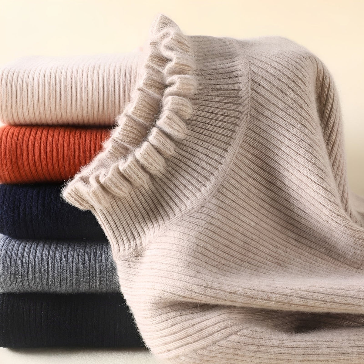 Alva - Suéter Feminino Elegante com Gola Alta