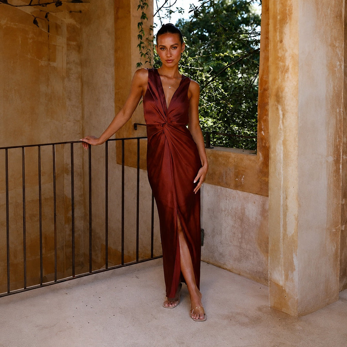 Elaine - Vestido de Noite Elegante sem Mangas com Costas Abertas