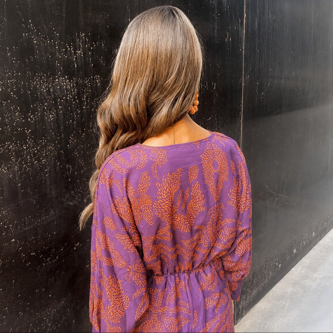 Grace - Vestido Elegante com Estampa Floral e Laço