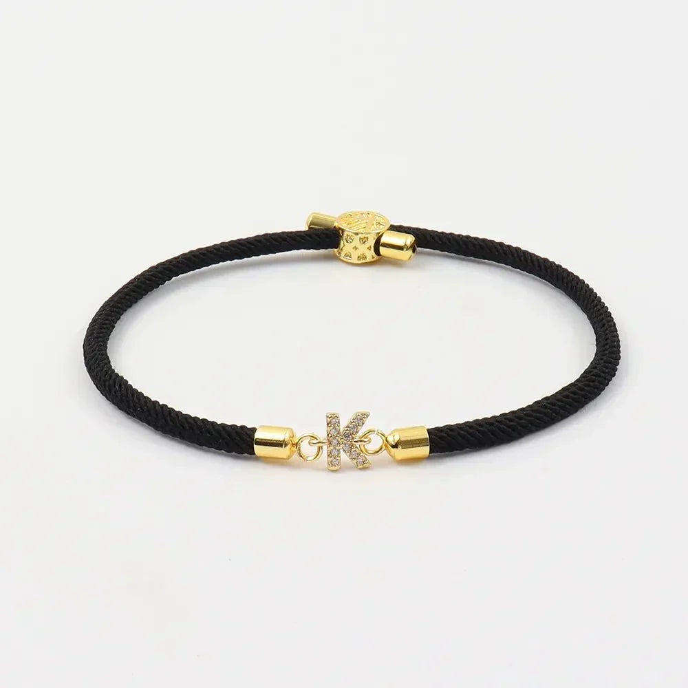 Calla – Bracelete ajustável com inicial gravada