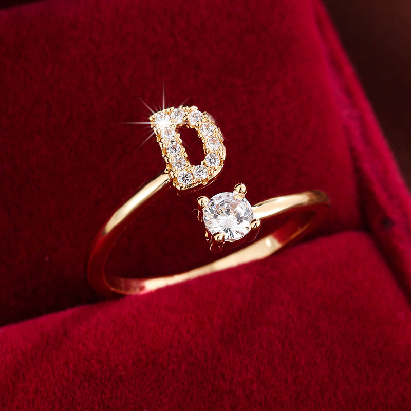 Nova – Bague aberta moderna com inicial