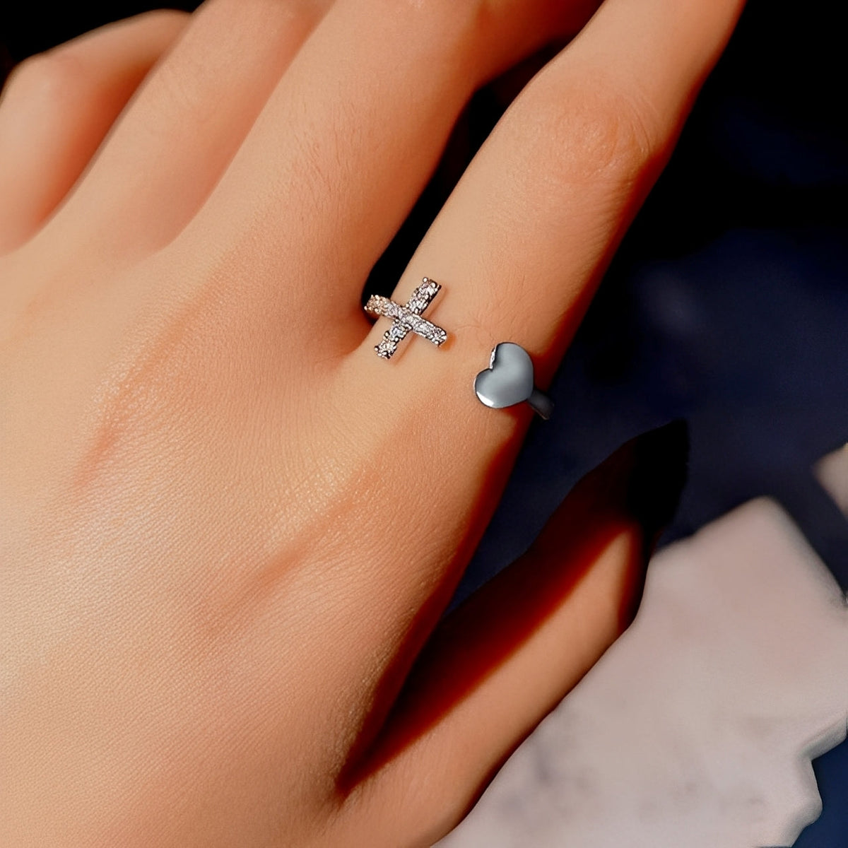Maelys – Bague croissada para damas