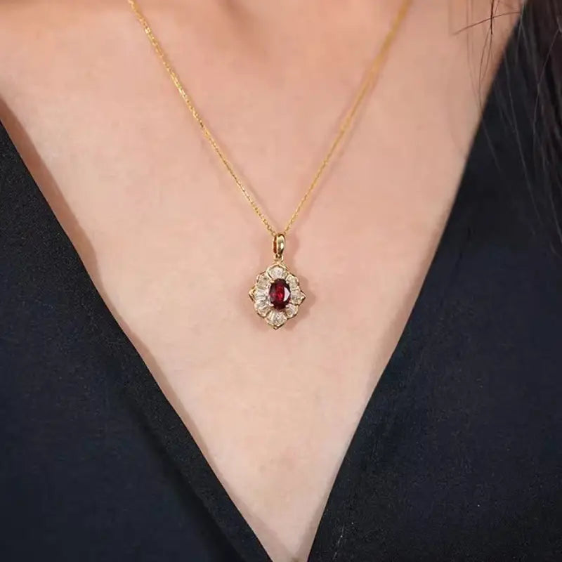 Kavella – Corrente elegante em ouro